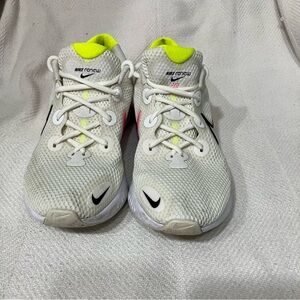 Women’s Nike Renew Shoes Size 8